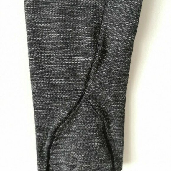 NWT LULULEMON BLK/DCO/WHTI Black White Lightweight Swiftly Speed LS Top 6 - Picture 4 of 9